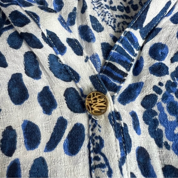 Lilly Pulitzer Elsa Button Down Flowy Blouse Blue White Fish Print, Size Small - Picture 5 of 10